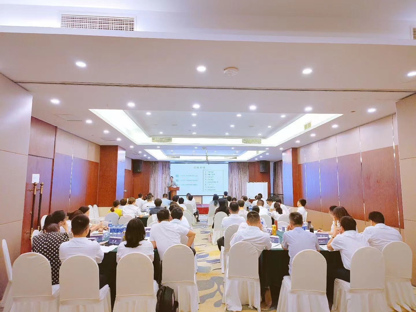 5f84f04c1a60e7e70a595df21fa0b58.jpg 5f84f04c1a60e7e70a595df21fa0b58.jpg